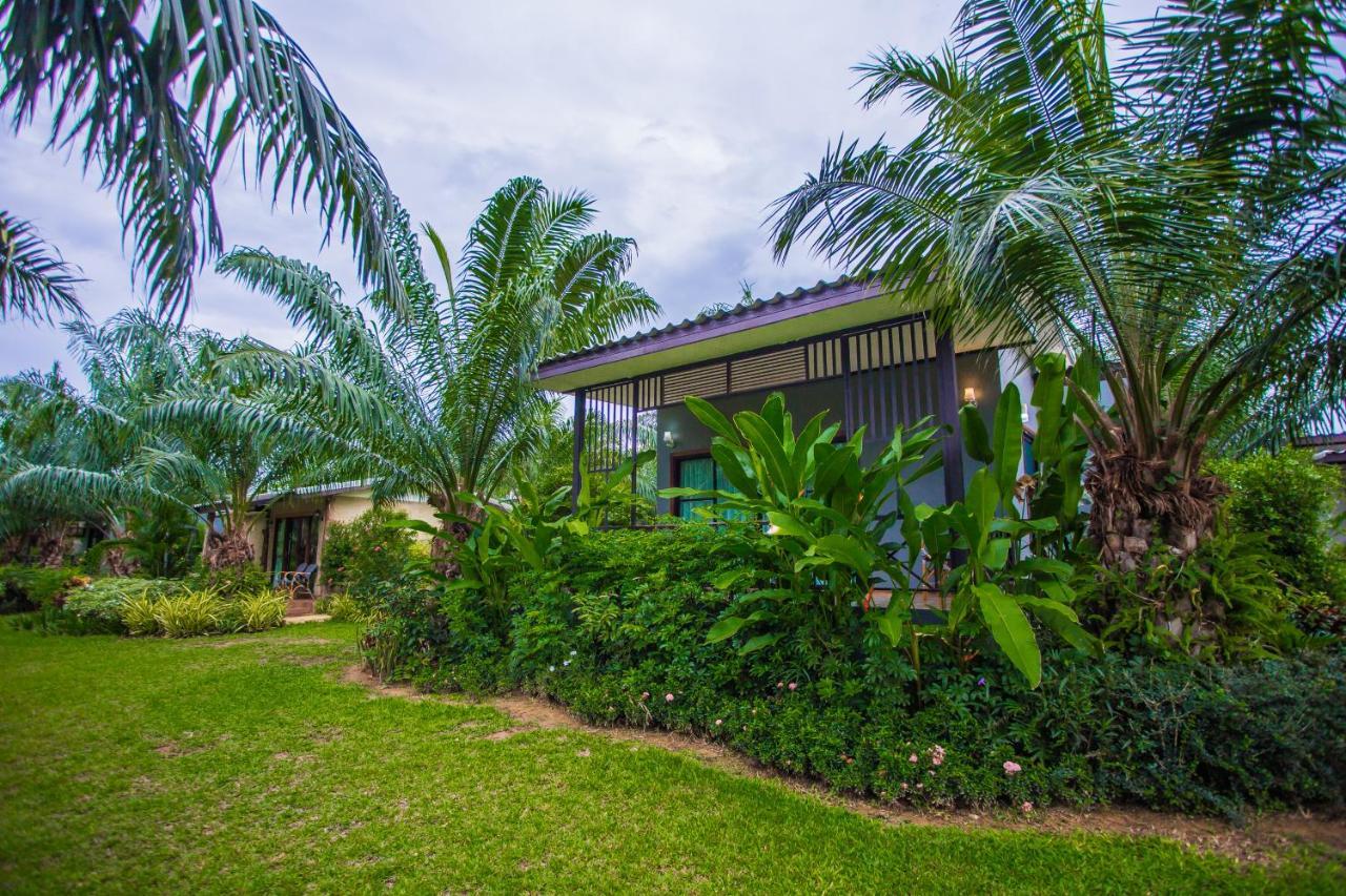 Palm Pran Resort Pran Buri Exterior foto