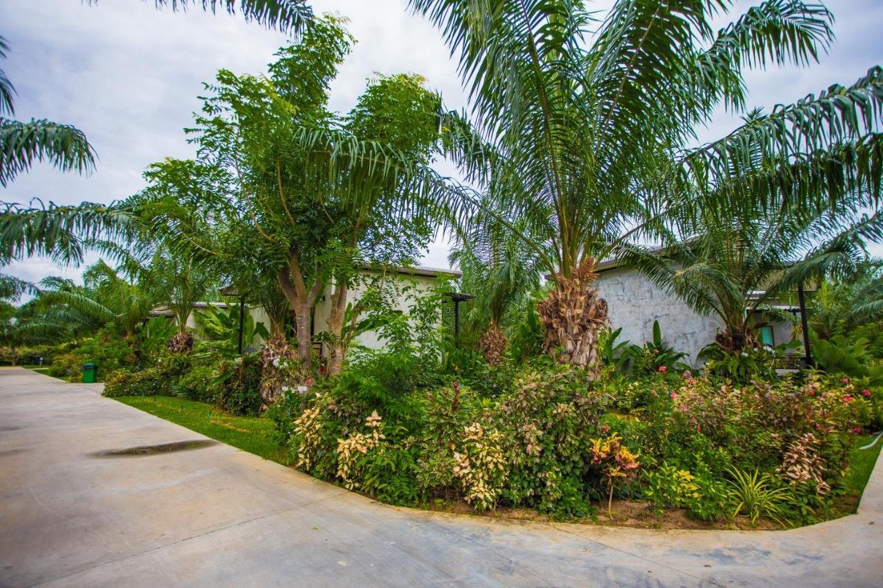 Palm Pran Resort Pran Buri Exterior foto