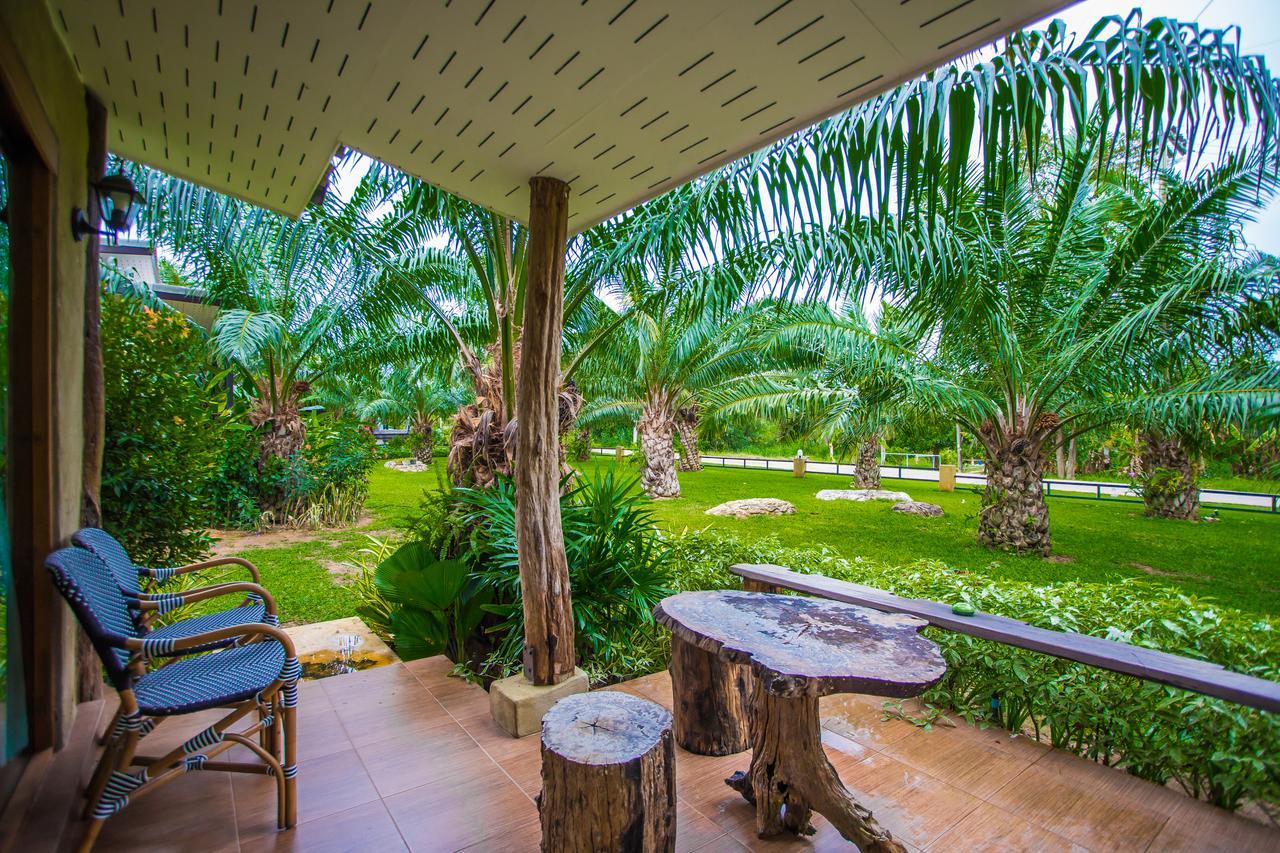 Palm Pran Resort Pran Buri Exterior foto