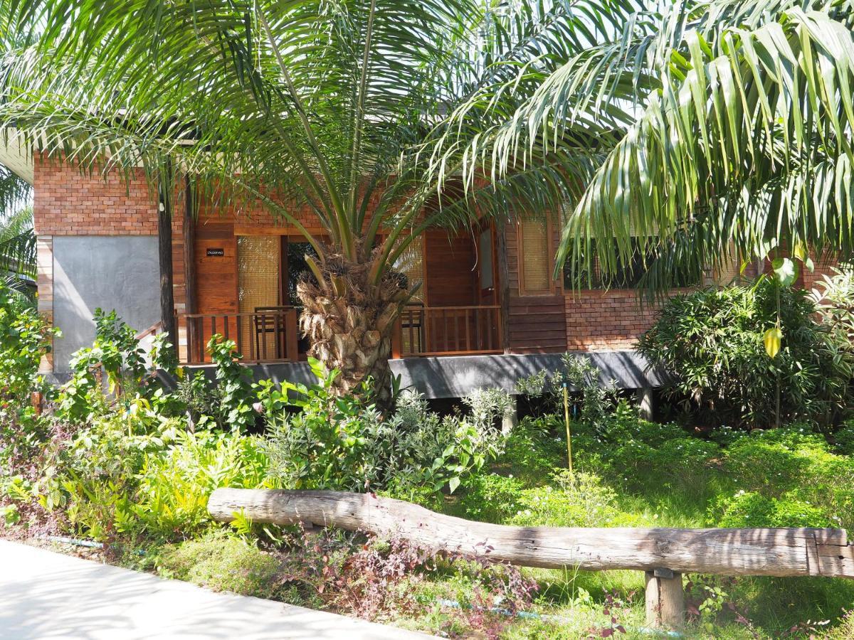 Palm Pran Resort Pran Buri Exterior foto